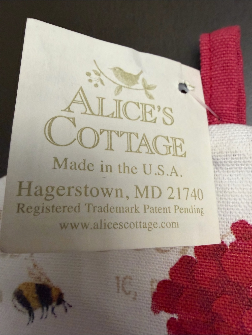 Alices Cottage Insulated Tea Cozy (Geranium Red) - Picture 5 of 8
